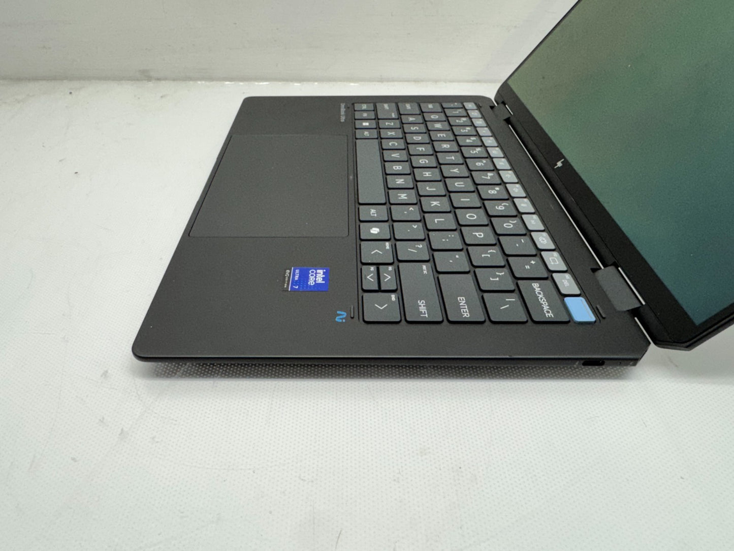 HP OmniBook Ultra Flip 14-fh0013dx Ultra 7 256V@2.2Ghz 16G RAM 256SSD W/AC *Read