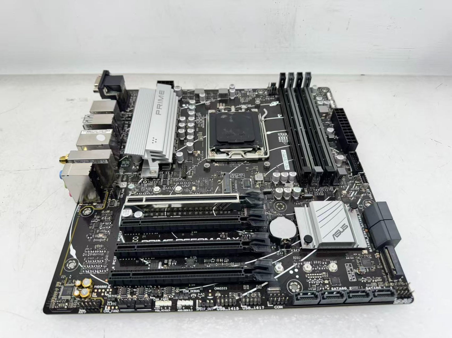 ASUS XMAS PRIME B650M-A AX micro ATX Motherboard AMD Socket AM5, DDR5 HDMI WIFI