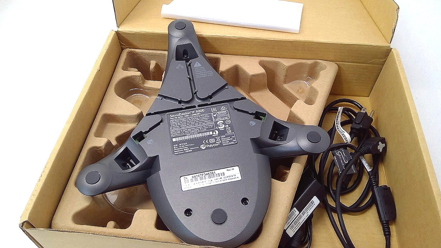 Open POLYCOM SoundStation IP 6000 PoE Business CONFERENCE PHONE 2200-15600-001