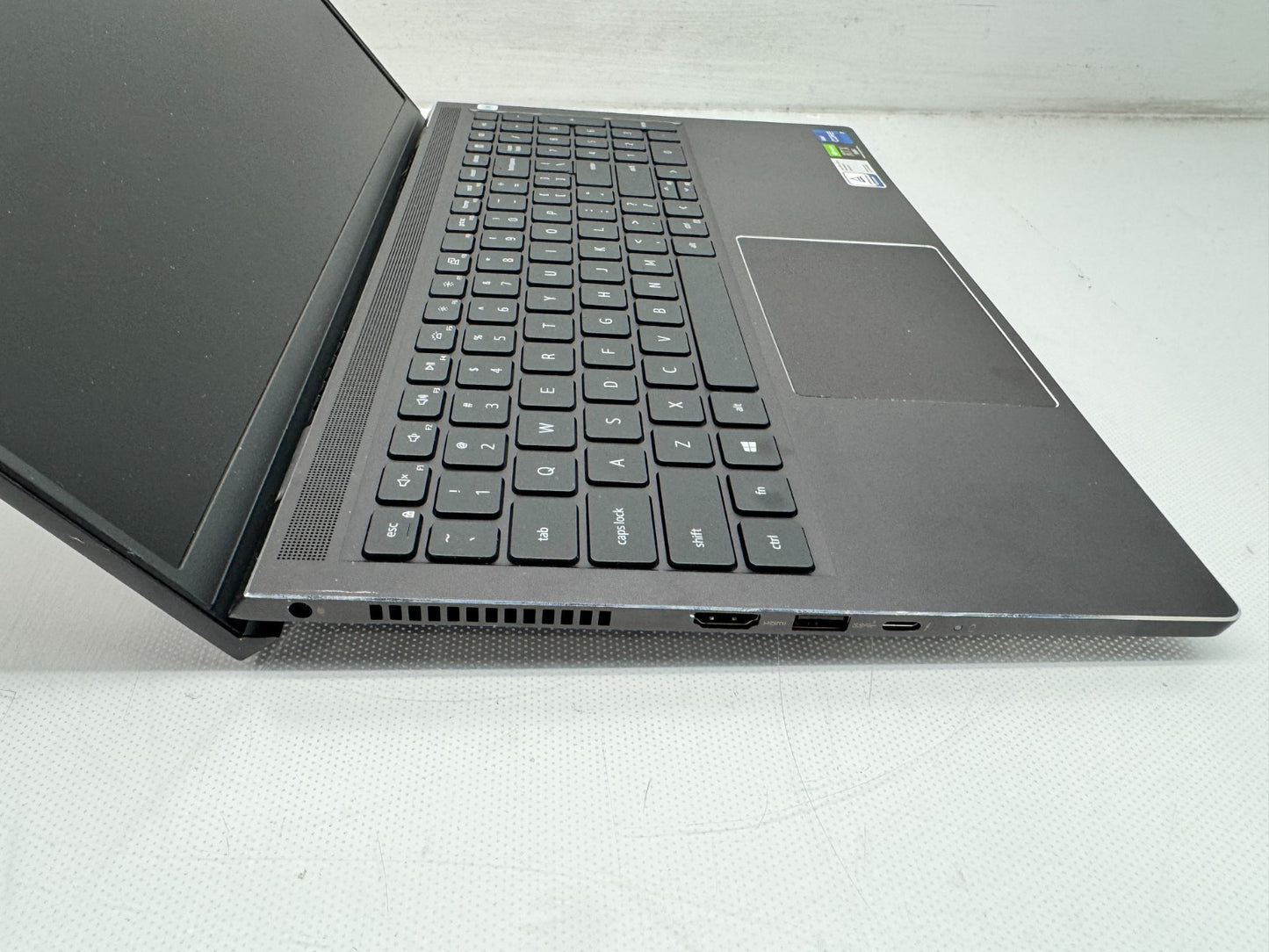 Dell Vostro 15 7510 15.6" Laptop i7-11800H@2.3GHz 16G 256GB RTX 3050 NoAC *Read*