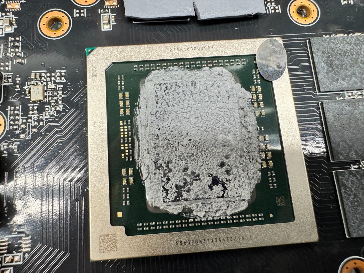 For Parts GIGABYTE AMD RX 7800 XT GAMING OC 16G- Graphics Card Not Working