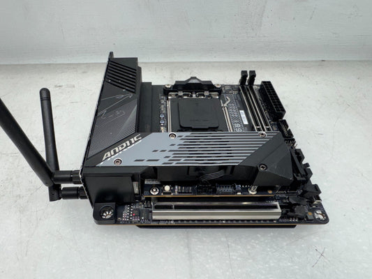 GIGABYTE B650I AORUS ULTRA Mini-ITX motherboard with PCIe 5.0 AMD AM5