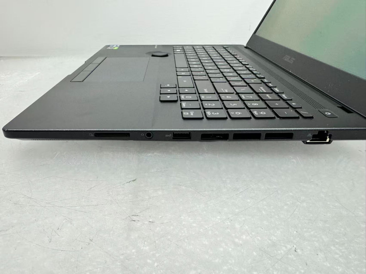 ASUS ProArt StudioBook W7600H5A Xeon W-11955MU 16G 512GB RTX A5000 Win11 No/AC