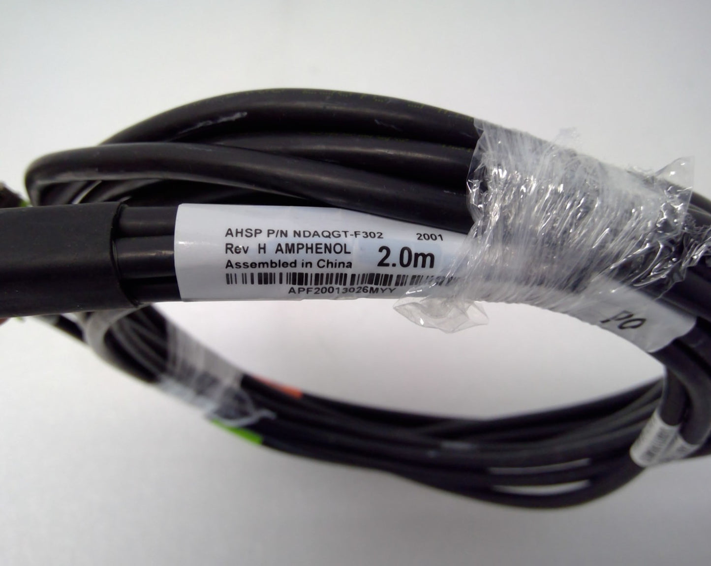 Amphenol NDAQGT-F302 100G QSFP28 to 4x 25G SFP28 Passive DAC Breakout Cable 2M
