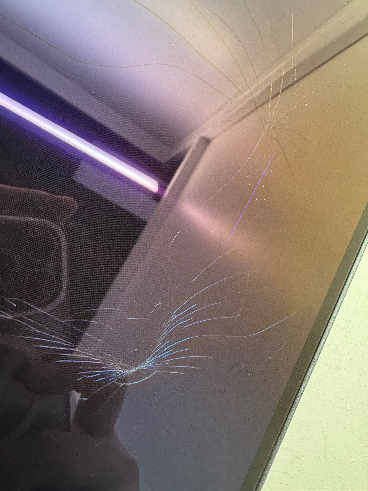*For Parts* ASUS ROG Strix OLED XG27AQDMGR Screen cracked