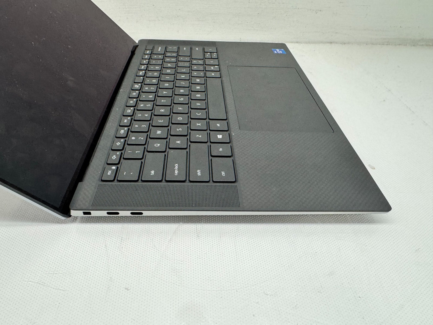 Dell Precision 5560 15.6" Intel i7-11850H@2.5GHz 16GB 256GB T1200 **READ**