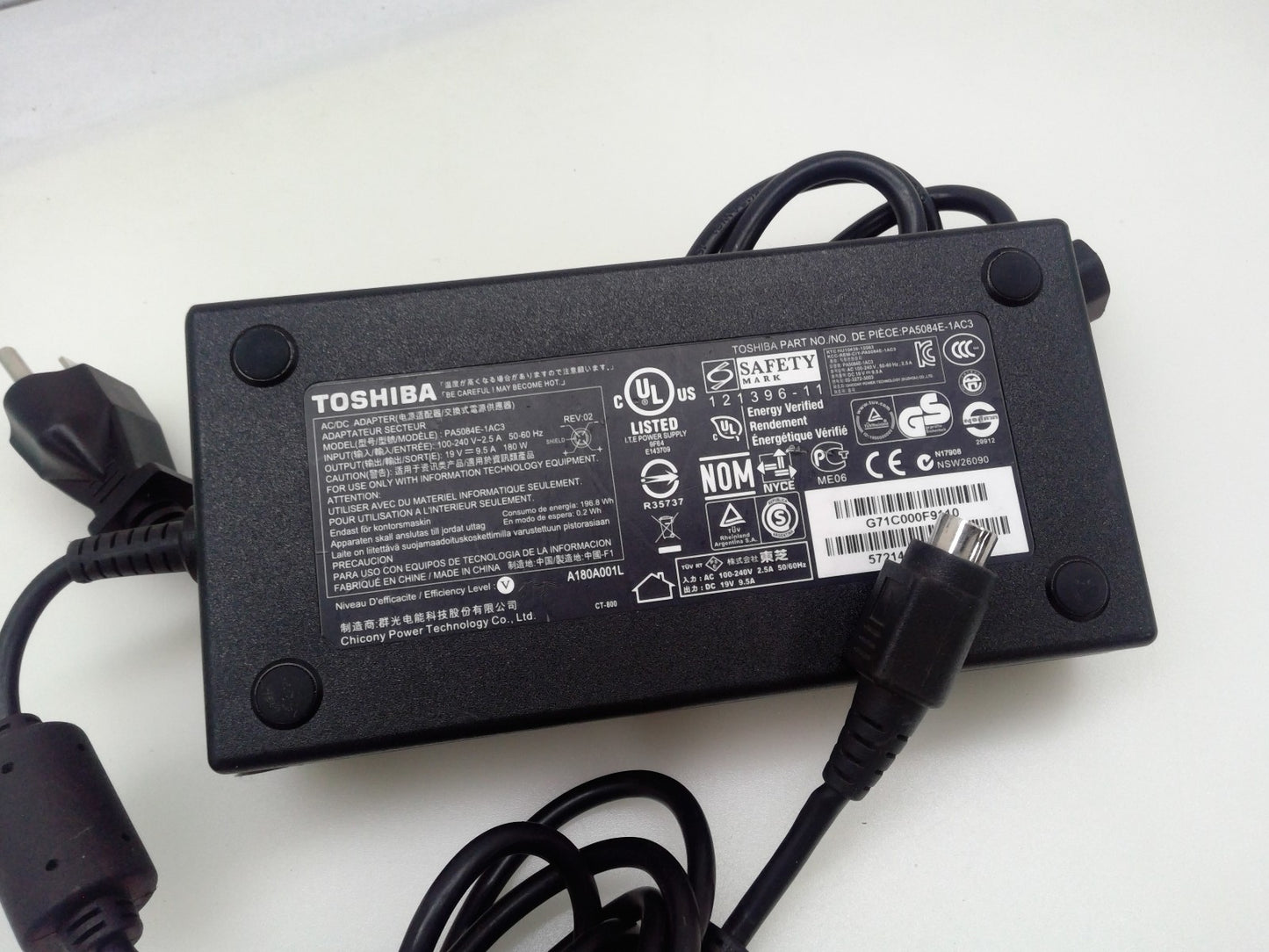Original 19V 9.5A PA5084E-1AC3 For Toshiba 180W Qosmio DX730 X300 X770 X870 X205