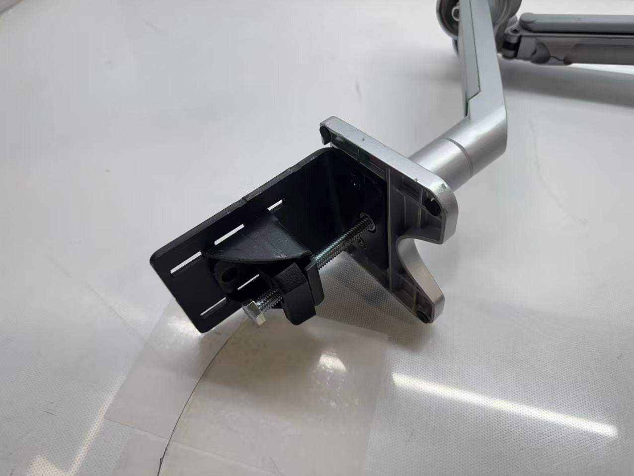 Workrite Monitor Desk Mount Stand Arm dual Screens (No Screw) up to 34" -Silver