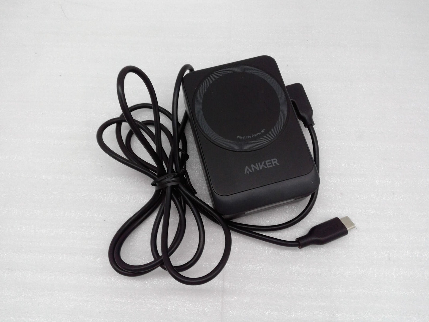 Anker 15W Max Pocket-Sized 3-in-1 Wireless Charing Station B2557J11-1