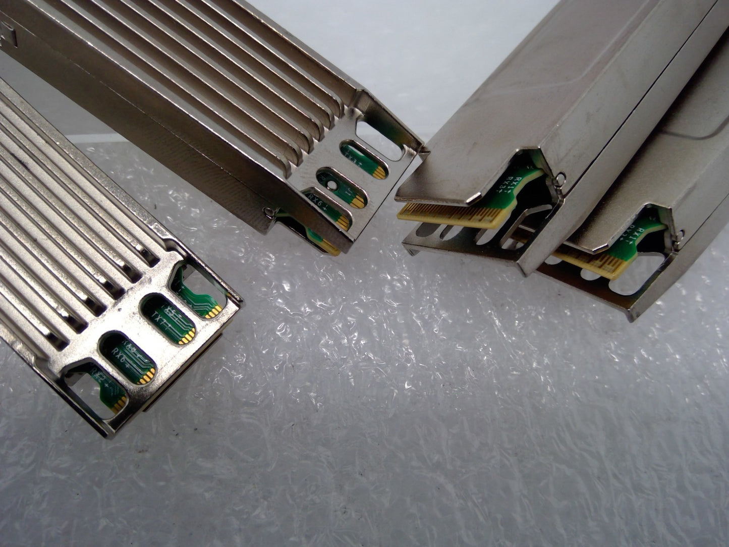 Amphenol 2X400G 2OSFP to 2x400G 2OSFP Breakout DAC Cable 0.8m 32AWG GPN:1029107