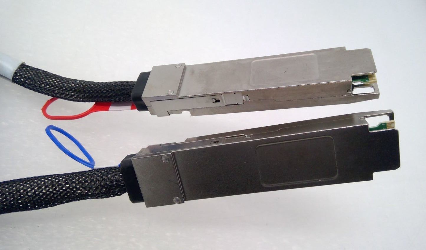 Amphenol NJPPER-G714-01 800G OSFP-112 DAC Cable 1.05m 30AWG Copper 1179853-01