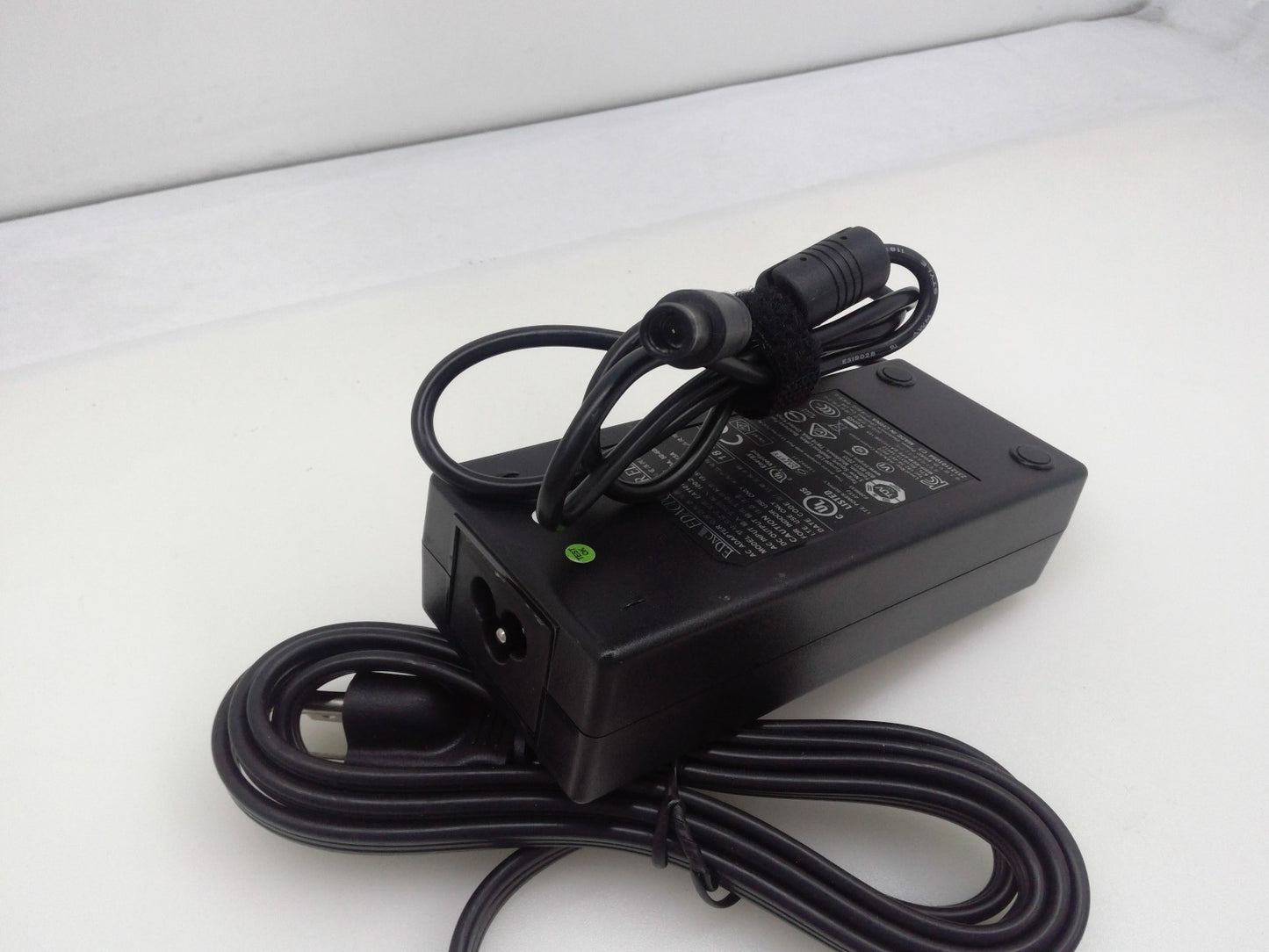 Genuine Edac 120W AC Power Adapter EA11013M-195 Charger 19.5V 6.15A 7.5x5.0mm