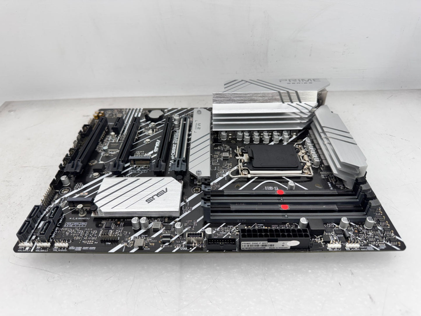 ASUS PRIME Z690-P WIFI LGA1700(Intel 12th Gen) ATX Motherboard No WIFI *READ*