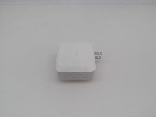 ArcStation Pro Spigen PE2006UJ  100W Dual USB C Type C Wall Charger
