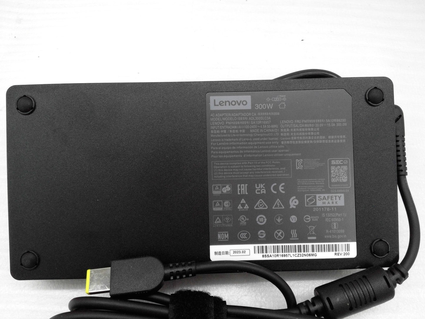 Original Netzteil Lenovo ADL300SDC3A ADL300SLC3A Stromkabel 300W 20V Ac Adapter