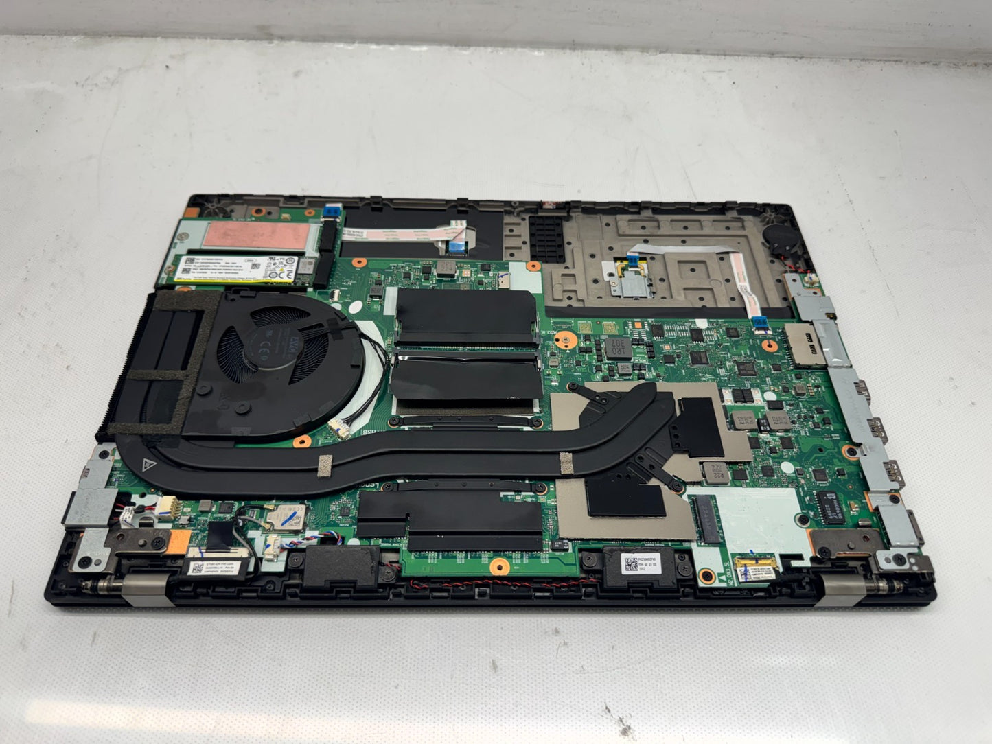 Lenovo ThinkPad P15v Gen 3 15.6"i7-12800H@2.4GHz 16G 256G RTX A2000 Win11 *READ*