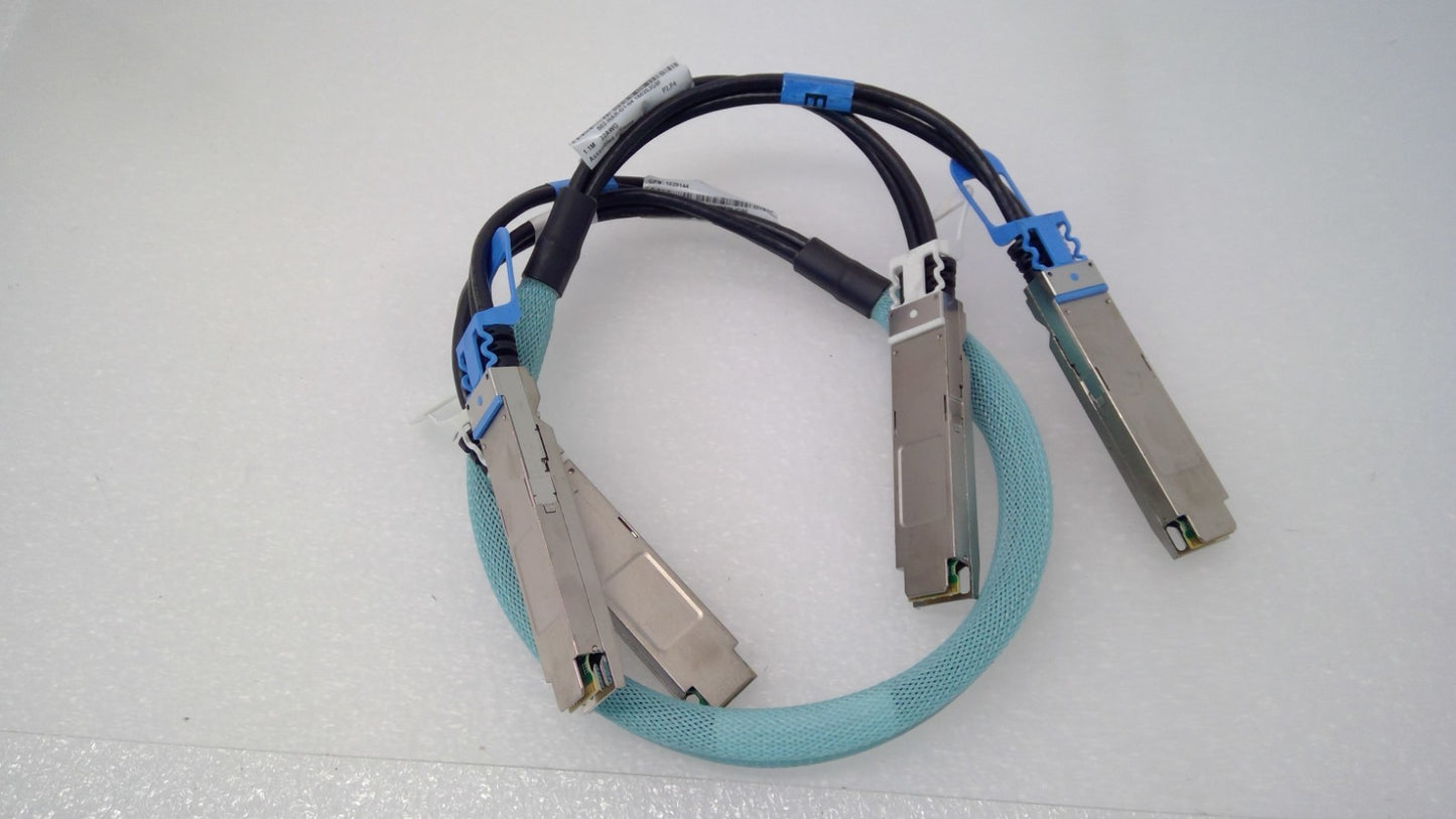 Amphenol 2X400G 2OSFP to 2X400G OSFP DAC Breakout Cable 1.1M 1029144