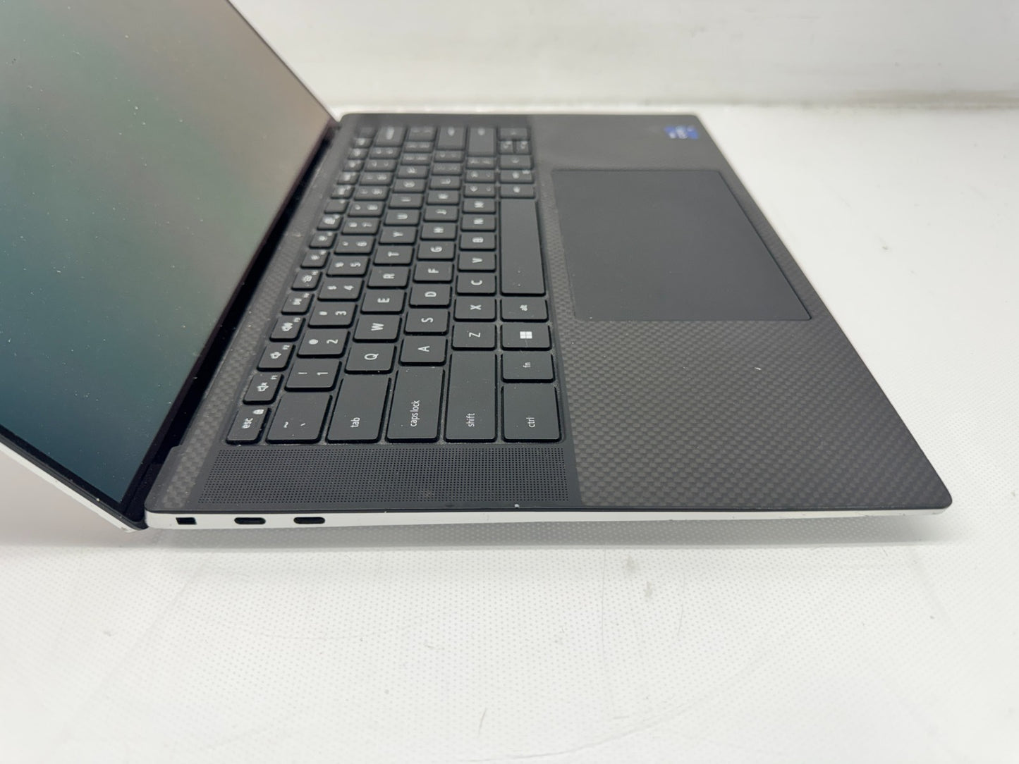 Dell XPS 15 9510 TS 4K Laptop i9-11900H@2.5GHz 32GB 1TB 3050Ti Win11 w/AC *READ*