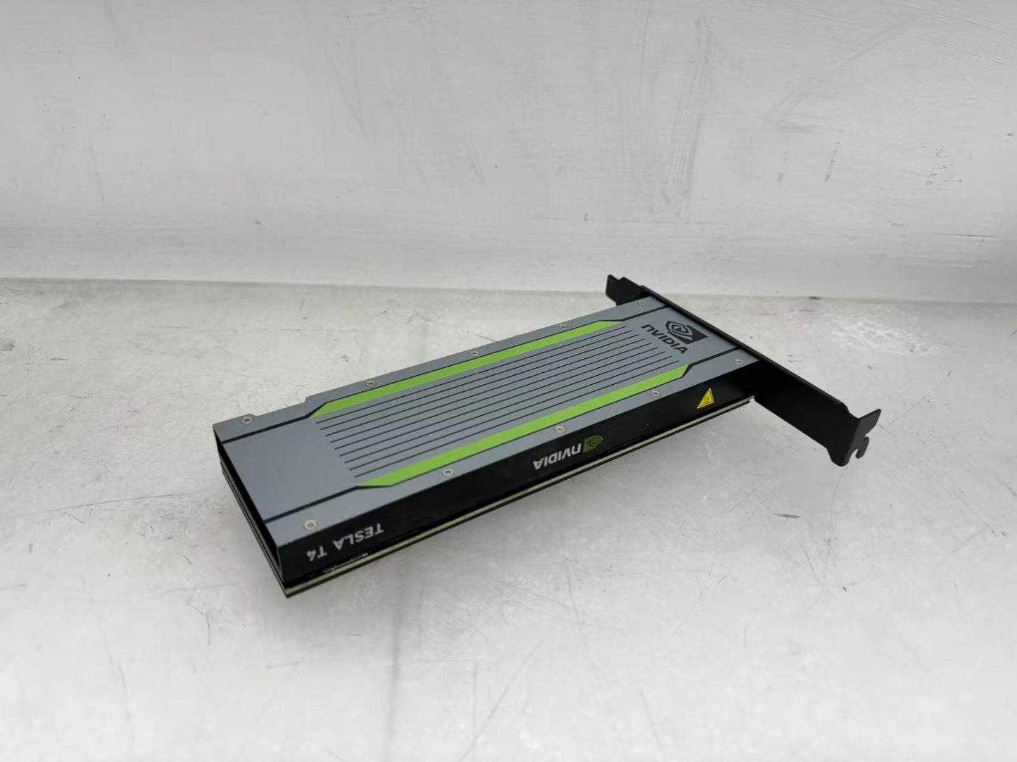 NVIDIA Tesla T4 16GB GDDR6 GPU Graphics 699-2G183-0200-100H (high Profile)