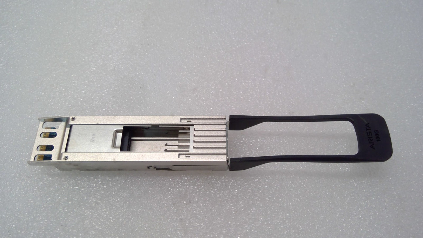 Arista ADPT-O-Q-100G OSFP to QSFP  100 Adapter ASY-03437-03