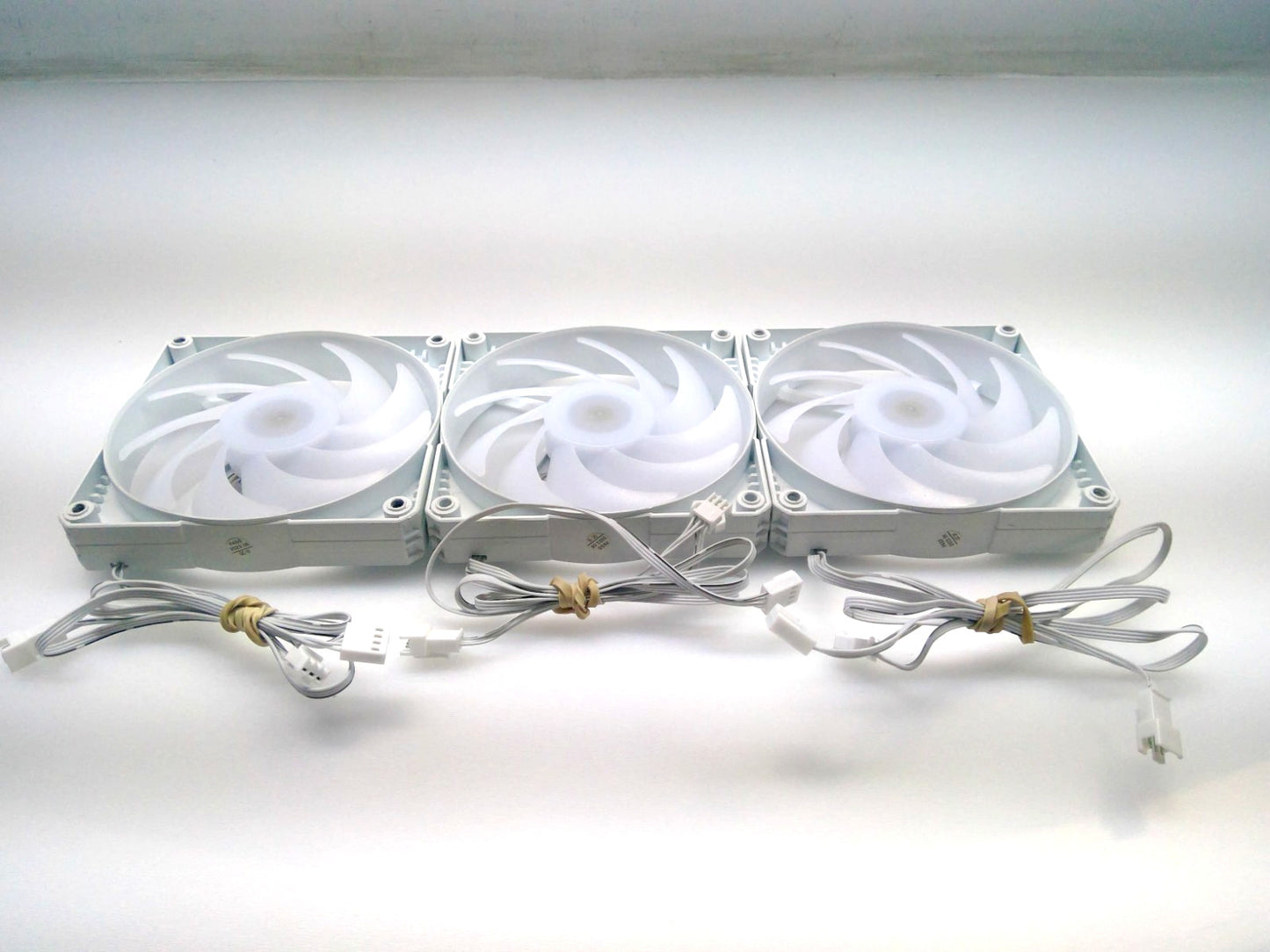 Lot of 3 White Phanteks  SK140 DRGB PWM Case cooling Fan 140mm 9 BLADE DISK