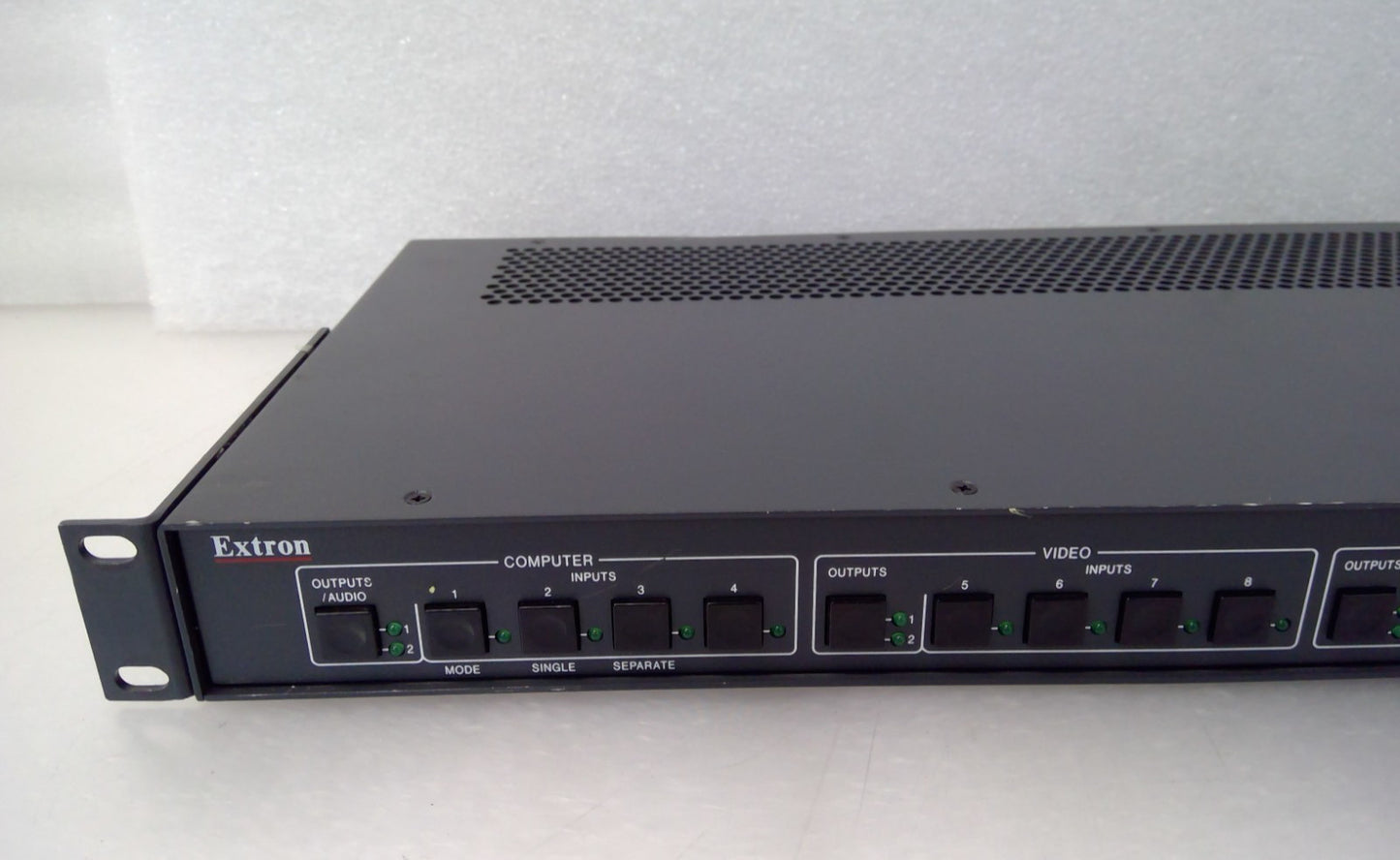 Extron MPX 423 A Media Presentation Matrix Switcher with Power Cable