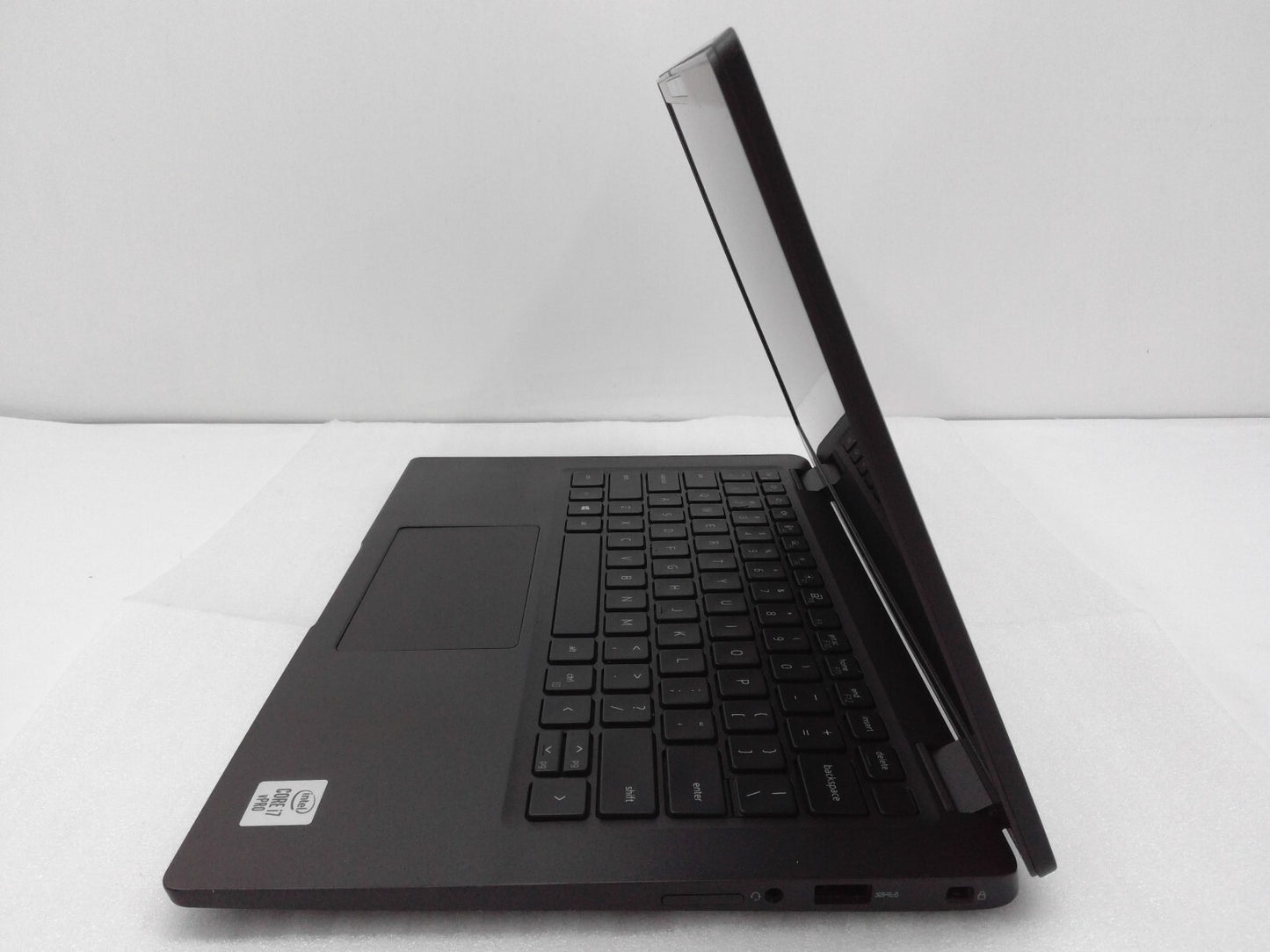 Dell Latitude 7310 13.3" Laptop i7-10610u@1.8GHz 16G RAM No SSD Black B15/20/22