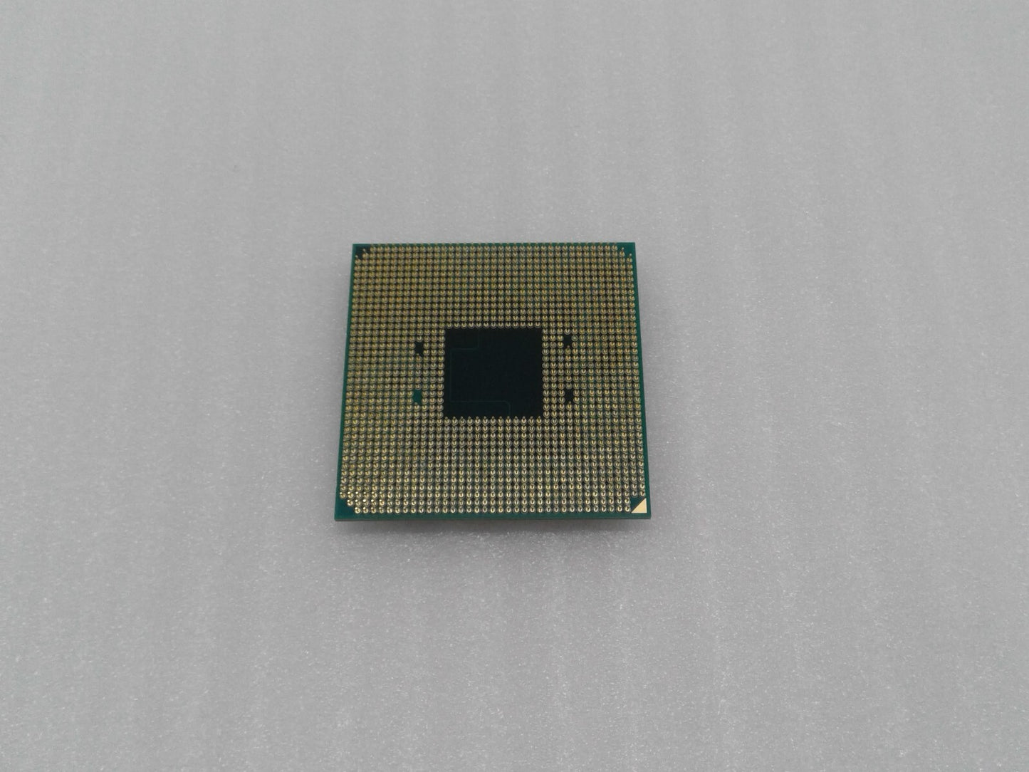 AMD Athlon 200GE Desktop Processor  Socket AM4 CPU YD200GC6M20FB