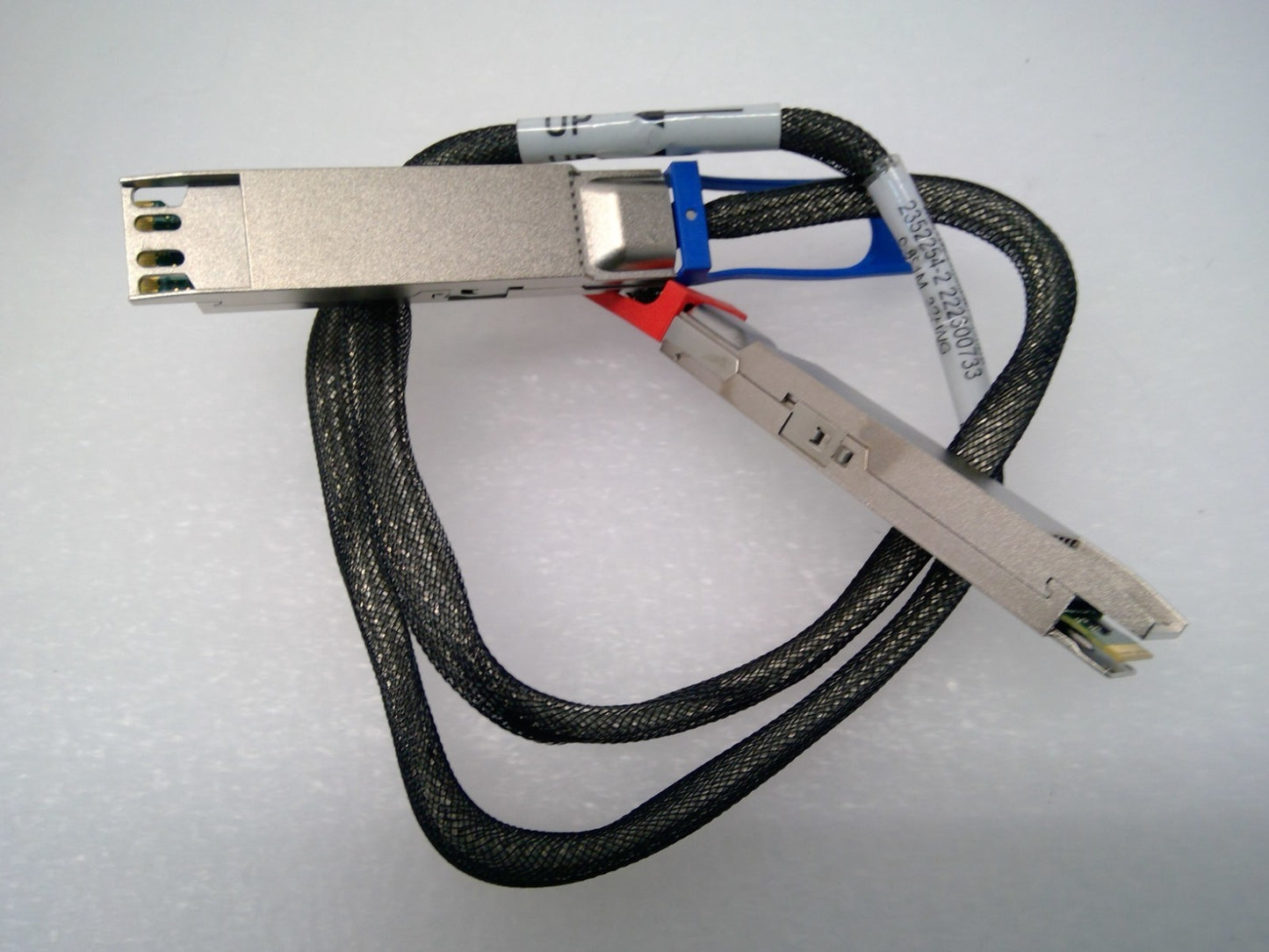 TE Connectivity 2352254-2 2x800G OSFP to OSFP Passive DAC Cable 32AWG 0.851M AI