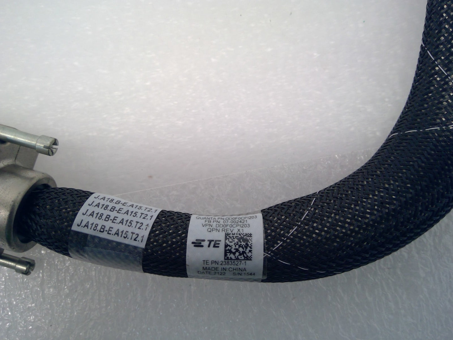 TE Connectivity 2383527-1 Quanta DD0F0CPI203 HIGH SPEED Backplane Cable *read*