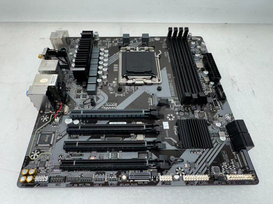 GIGABYTE B650M C V2 AM5 DDR5 Micro ATX Motherboard Black