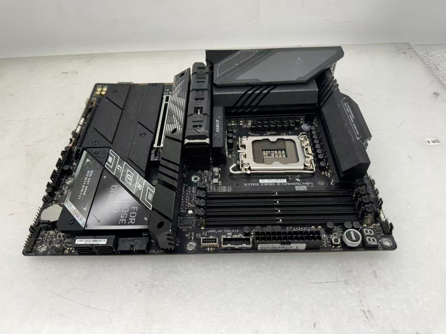 AS IS For Parts Asus ROG STRIX Z890-E GAMING WIFI Not Working Missing WIFI
