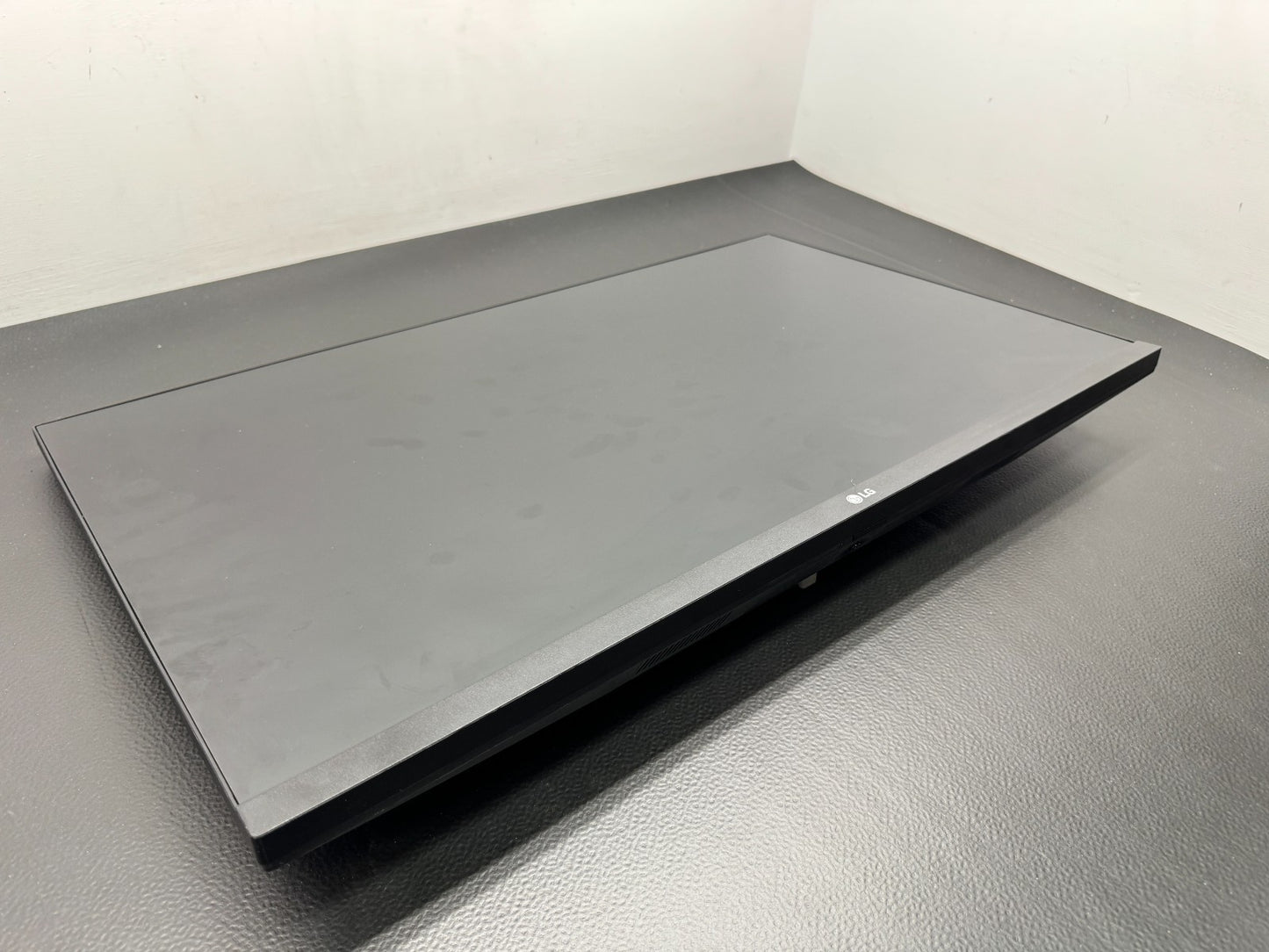 LG 27MK600M-B 1920 x 1080 Monitor HDMI VGA - No Stand - Tested  NOAC