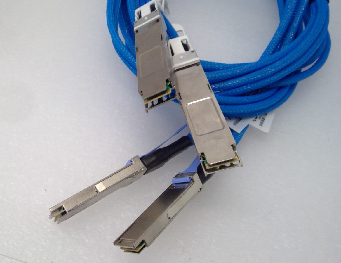 Amphenol 2X400G 2OSFP TO  2X400G QSFP112 DAC Breakout Cable 3M 28AWG NJJRBH-G603