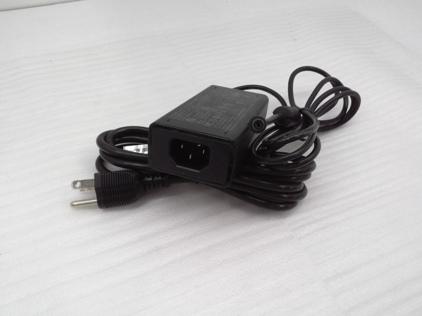 OEM SOY SANSUI Monitor Power Supply AC Adapter  SOY-1200540-327-A 12V 5.4A 64.8W