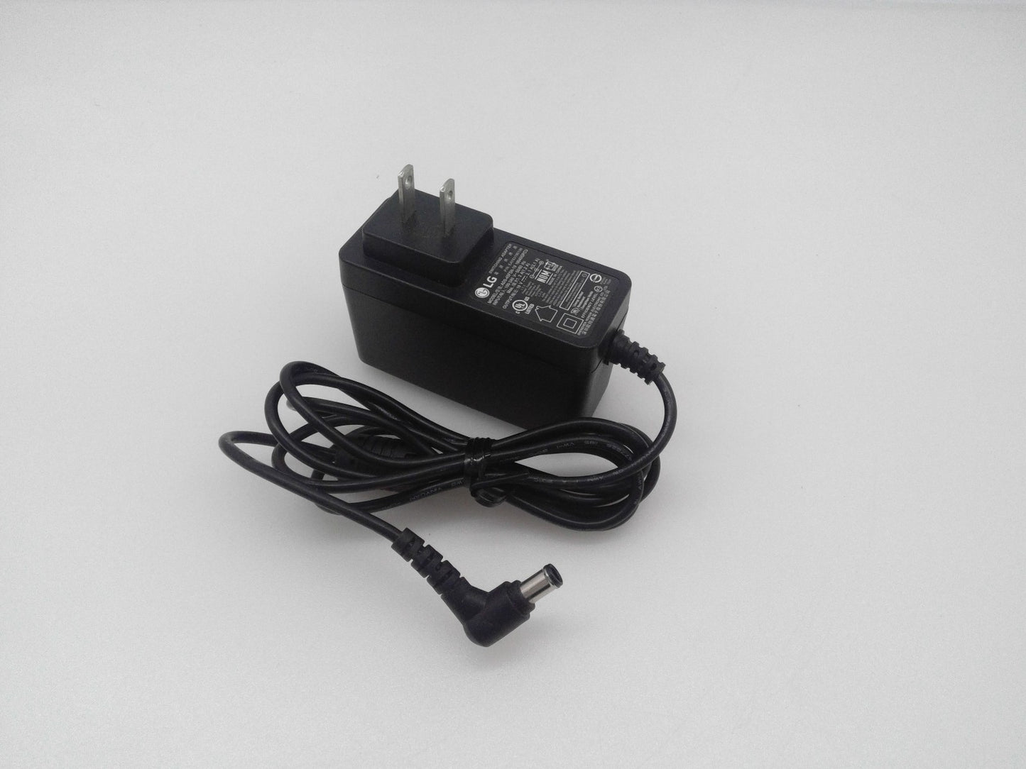 Original LG 19V 2.1A EAY63190106 ADS-45FSN-19 Monitor Switching Adapter