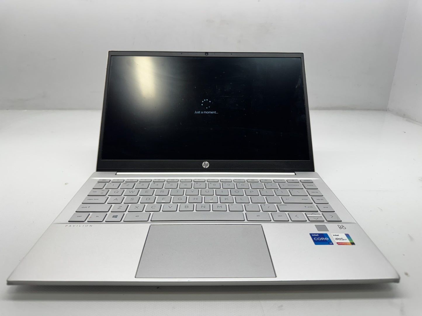 HP Pavilion 14-dv1097nr i7-1195G7@2.90GHz 16G RAM 256G SSD W/AC Window 11 *READ*