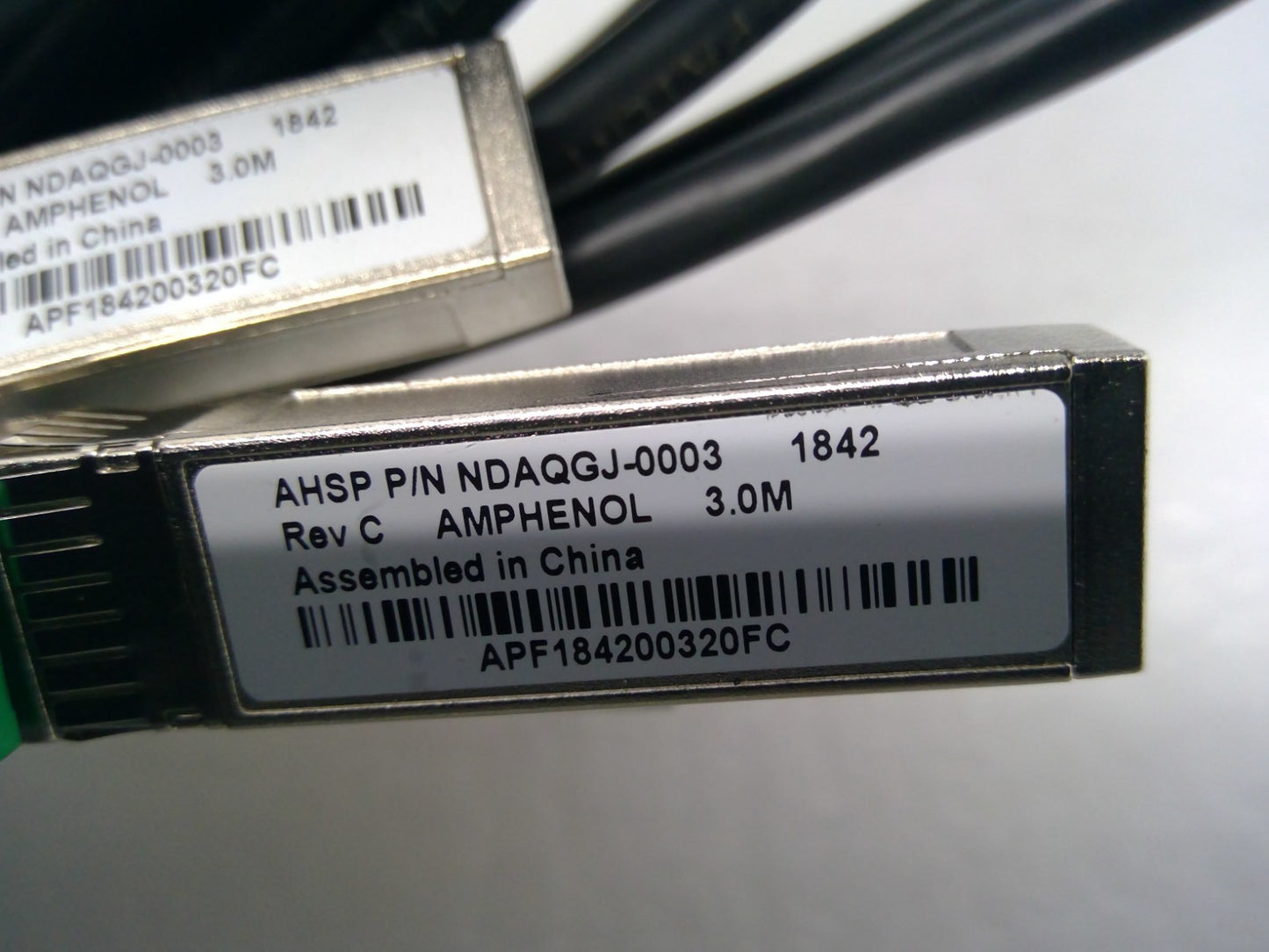 Amphenol NDAQGJ-0003 100GB QSFP28 to 4x25G SFP28 DAC Splitter 3m 26AWG
