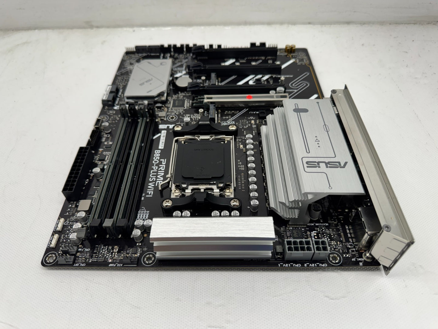 ASUS PRIME B850-PLUS WIFI Motherboard DDR5 AMD AM5 PCIEX16 G5 not work *READ*
