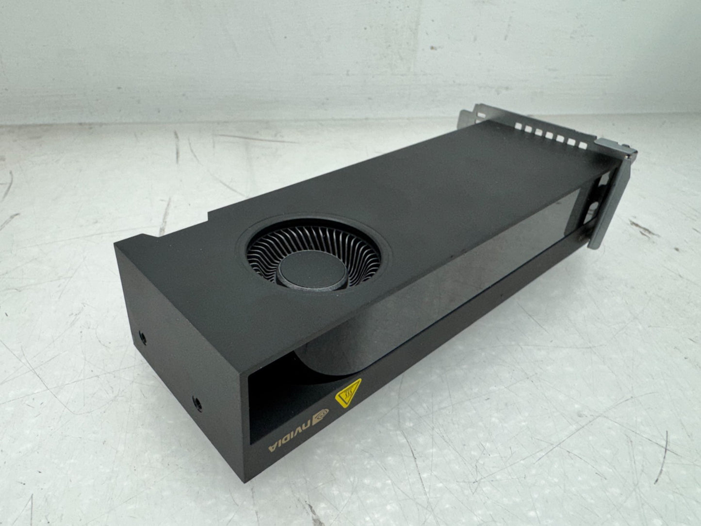 NVIDIA RTX 2000 Ada Generation 16GB GDDR6 900-5G192-0340-001
