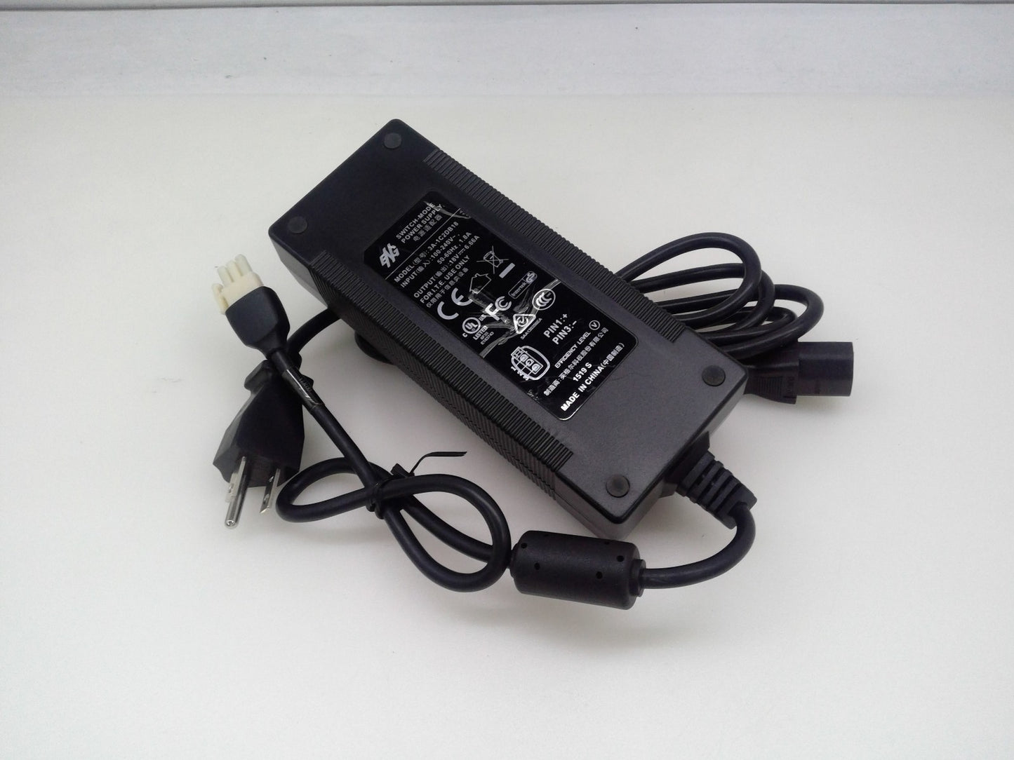 Genuine ENG 18V 6.66A AC Adapter Power Supply 3A-1C2DB18 3Pin W/Power cord