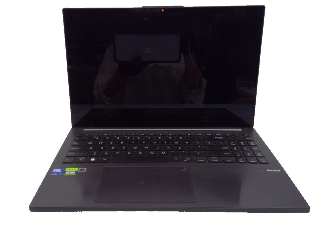 Asus Vivobook Pro 15-Q533MJ 15.6"Ultra 7 155H/8GB/RTX3050 No SSD/Battery/Cover