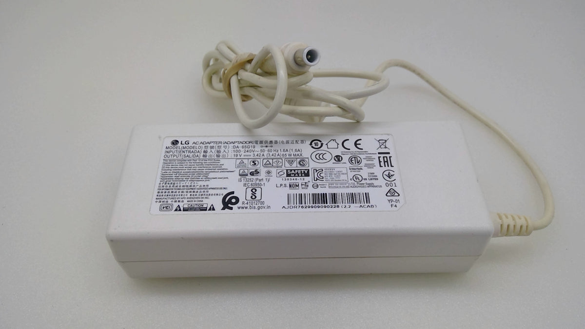 Genuine LG DA-65G19 White 65W 19V 3.42A Monitor AC Adapter Power Supply