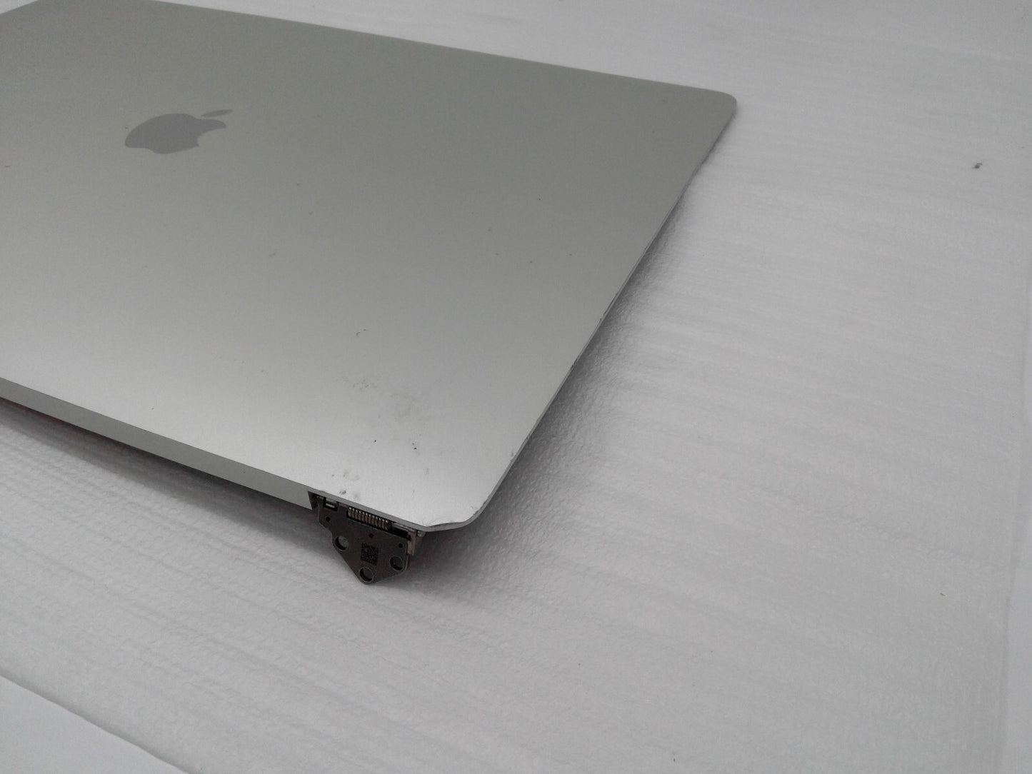 Genuine Apple MacBook Pro A1990 2018 2019 15" LCD  Screen Assembly Silver B3/4