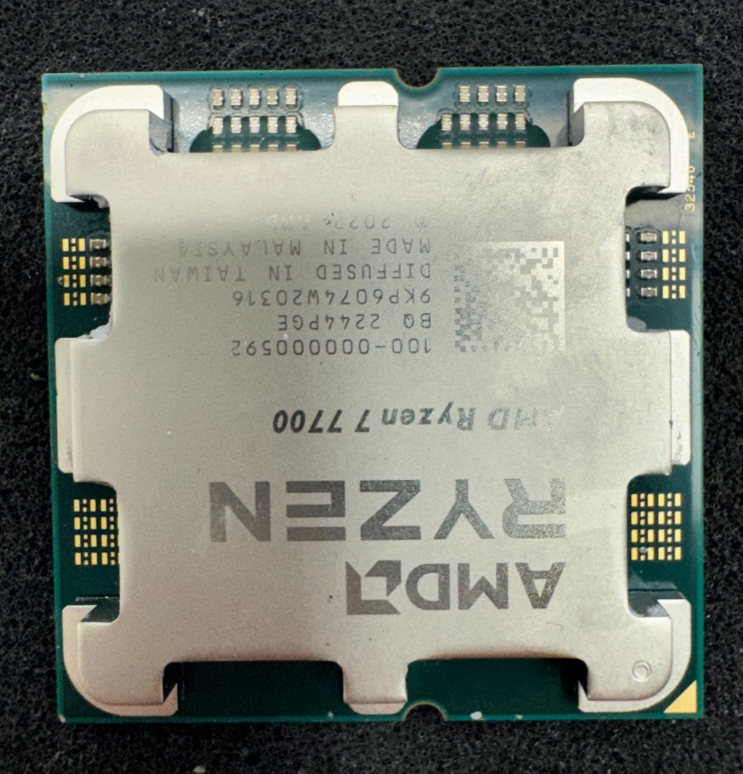 AMD Ryzen 7 7700 CPU Processor (3.8GHz, 8 Cores, 16 Threads, Socket AM5) *READ*