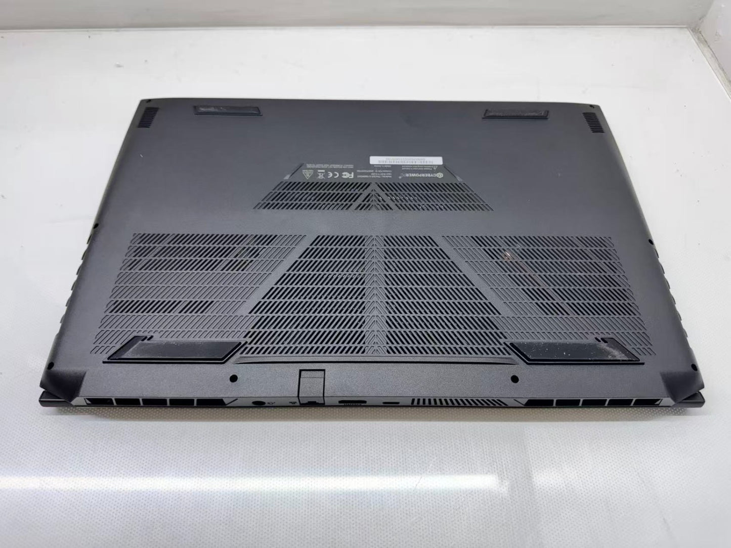 Cyberpower Tracer IV GM5MG0O Intel i7-10750H@2.6GHz 32G 1TB RTX 3060 **READ**