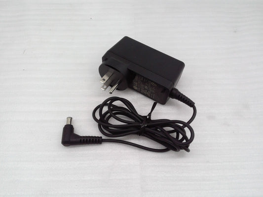 Original LG Monitor TV AD2138620 Type:055LF BAH 19V 1.7A 32.3W AC/DC Adapter