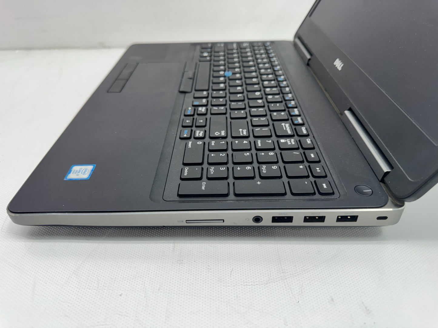 Dell Precision 7520 Intel i7-6820HQ@2.7Ghz 16GB 240G 2.5"SSD M2200 W/AC *READ*