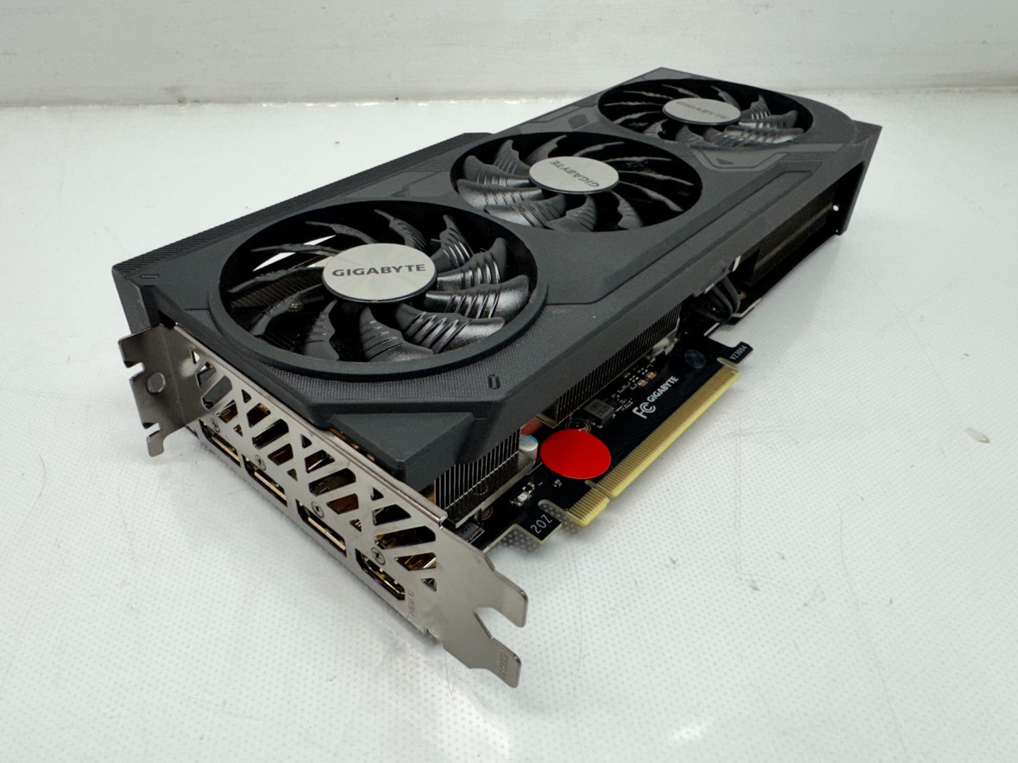 *For Parts* GIGABYTE GeForce RTX 4070 WINDFORCE OC 12GB GDDR6X Graphics Card GPU