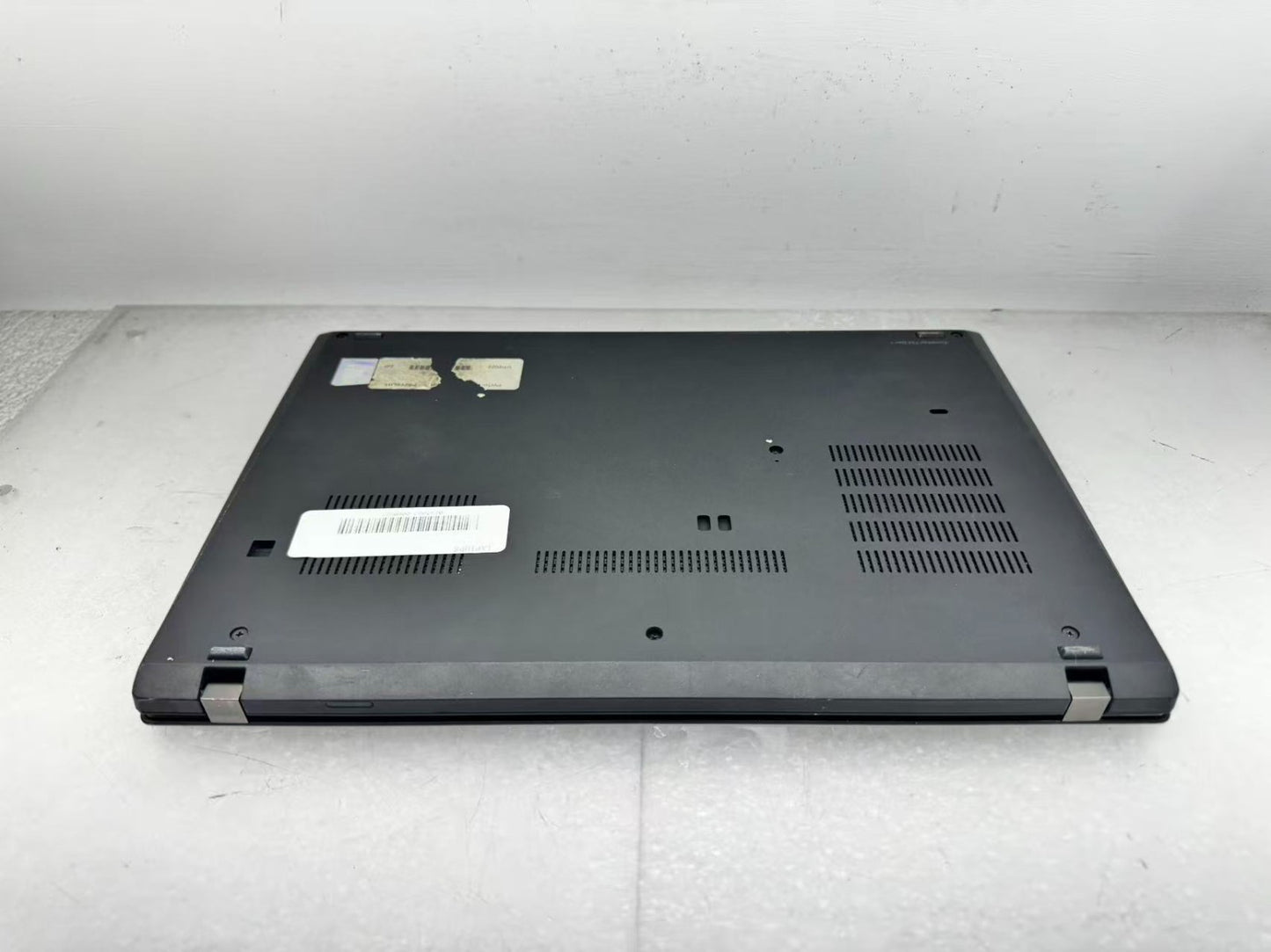 Thinkpad T14 Gen 1 1366 x 768 Intel i5-10310U@1.70Ghz 16GB 256G Win11 65W/AC